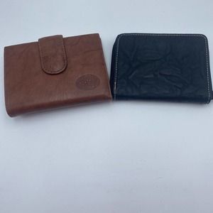 Lot of 2 Vintage one Buxton double card ex Leather wallet color dark brown
